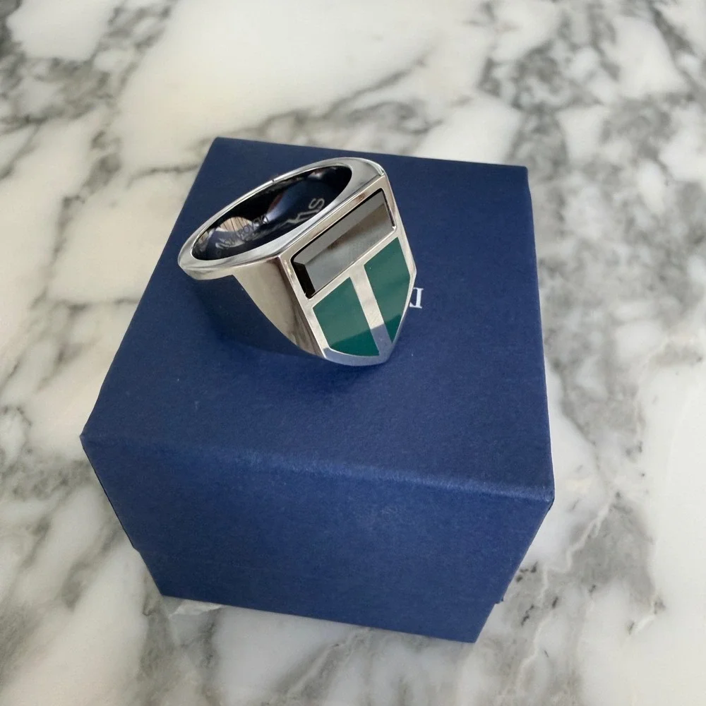 Swarovski Men's New England Ring, Green, Size 62 (10‎ US)
